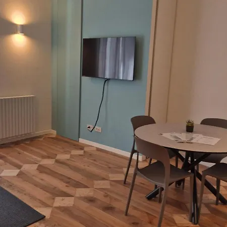 Blue House Apartment